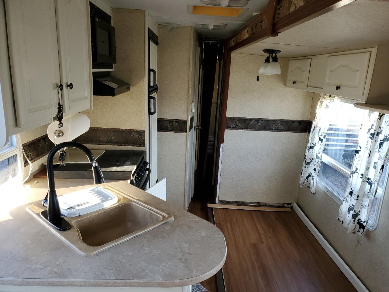 2008 KEYSTONE Trailer VIN 4YDT32B248S631782 photo 6