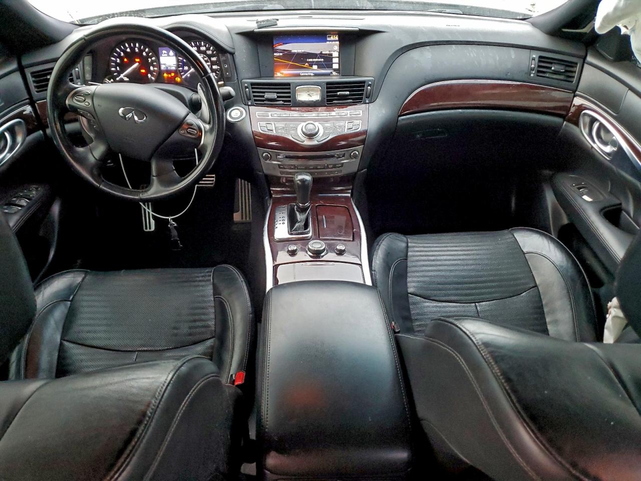 2017 Infiniti Q70 VIN JN1BY1AP9HM740768 photo 8