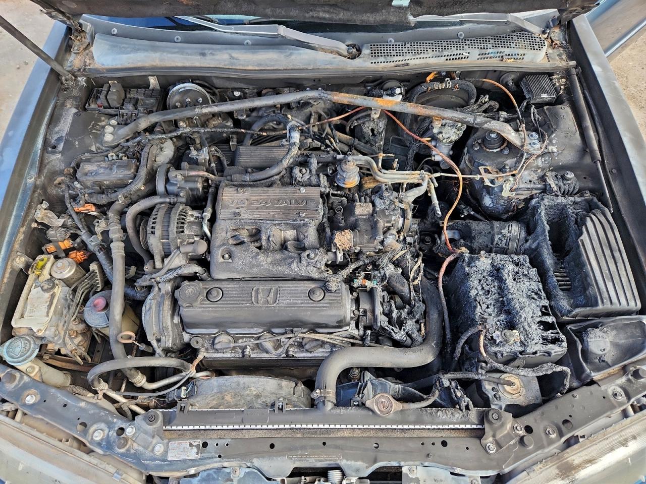1995 Honda Accord VIN 1HGCE6660SA012824 photo 11