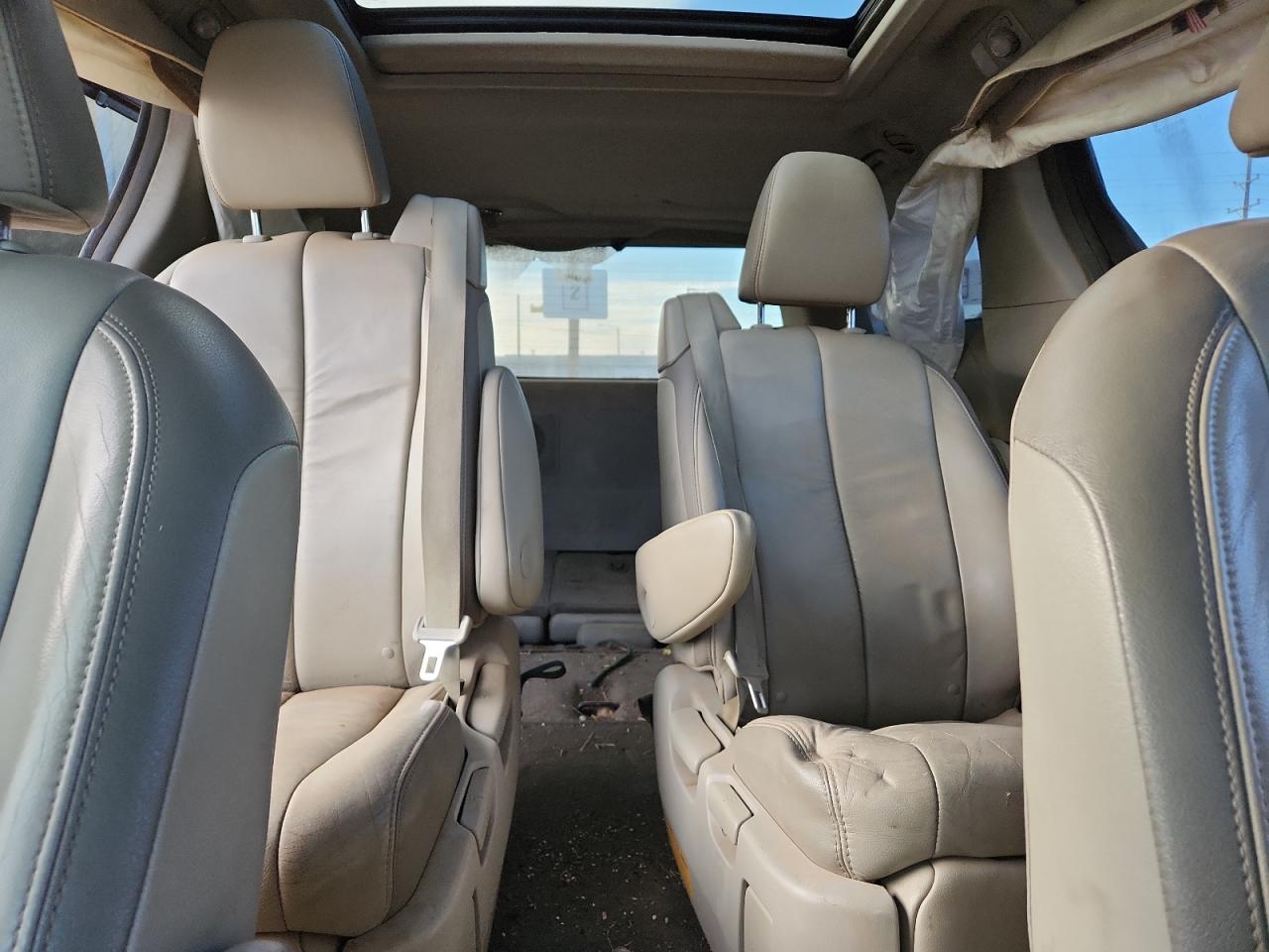 2012 Toyota All models VIN 5TDYK3DC1CS204066 photo 10