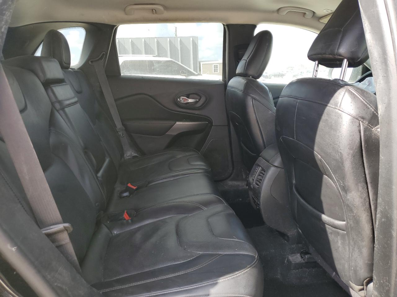 2019 Jeep Grand cher VIN 1C4PJLDB4KD302444 photo 11