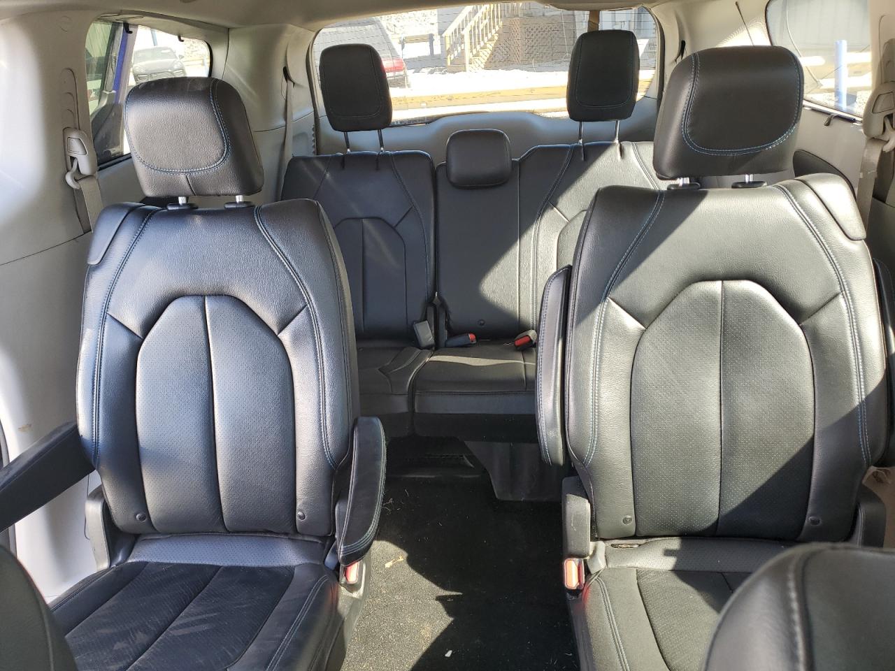 2021 Chrysler Pacifica VIN 2C4RC1BG0MR527501 photo 10