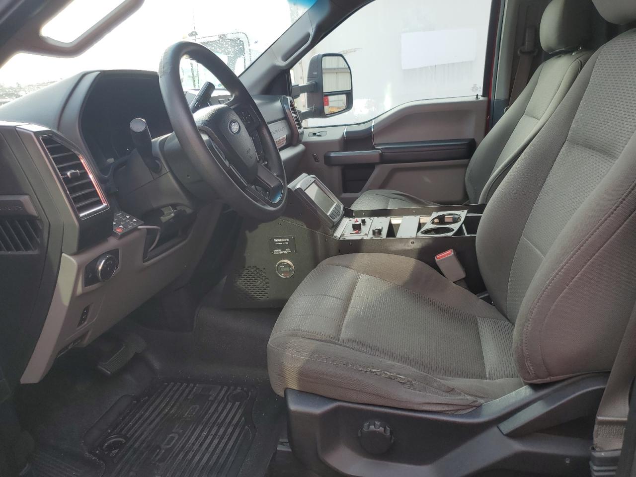 2017 Ford F550 VIN 1FDUF5HT2HDA04627 photo 7