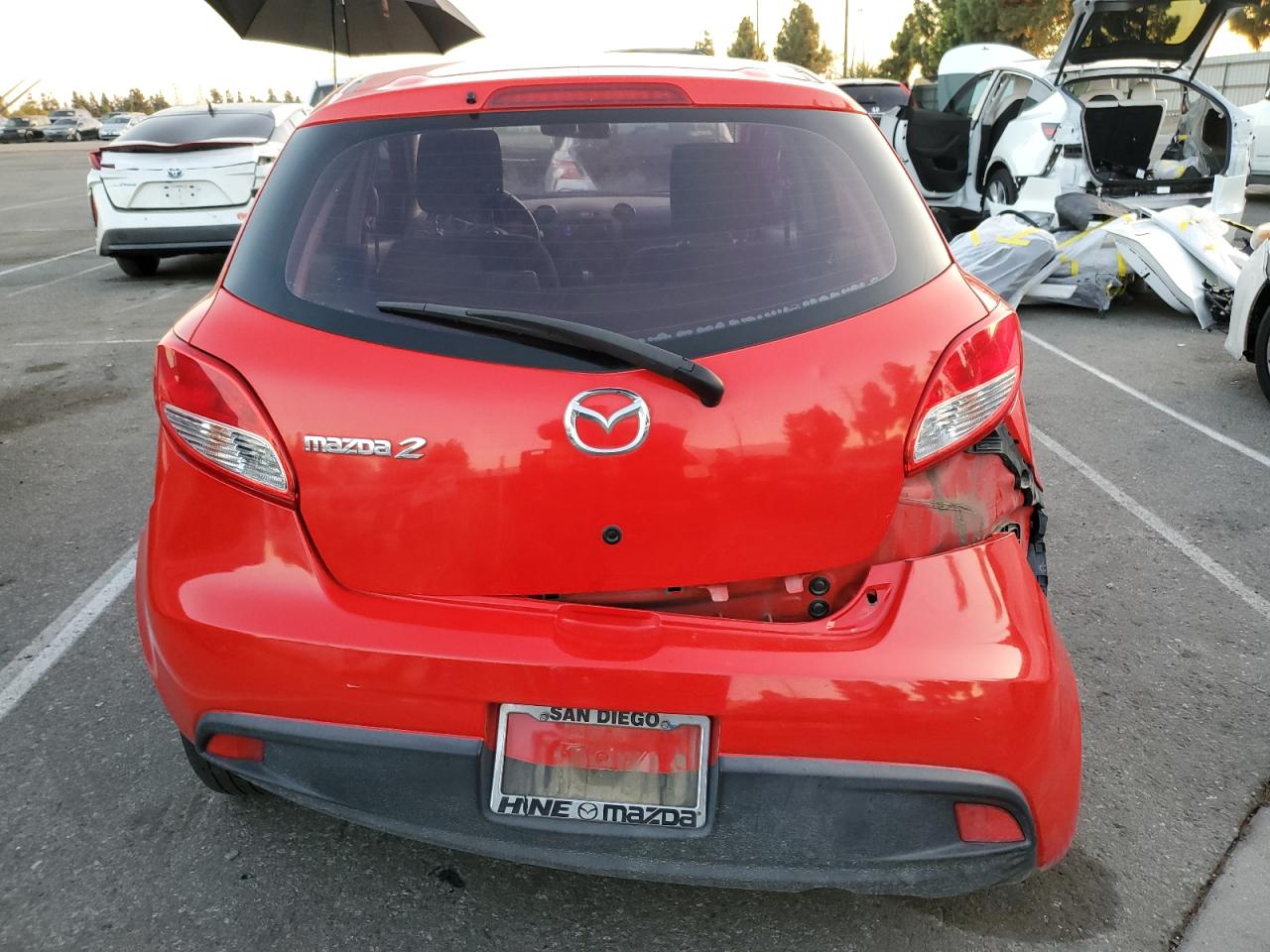 2011 Mazda 2 VIN JM1DE1HZ2B0130537 photo 6