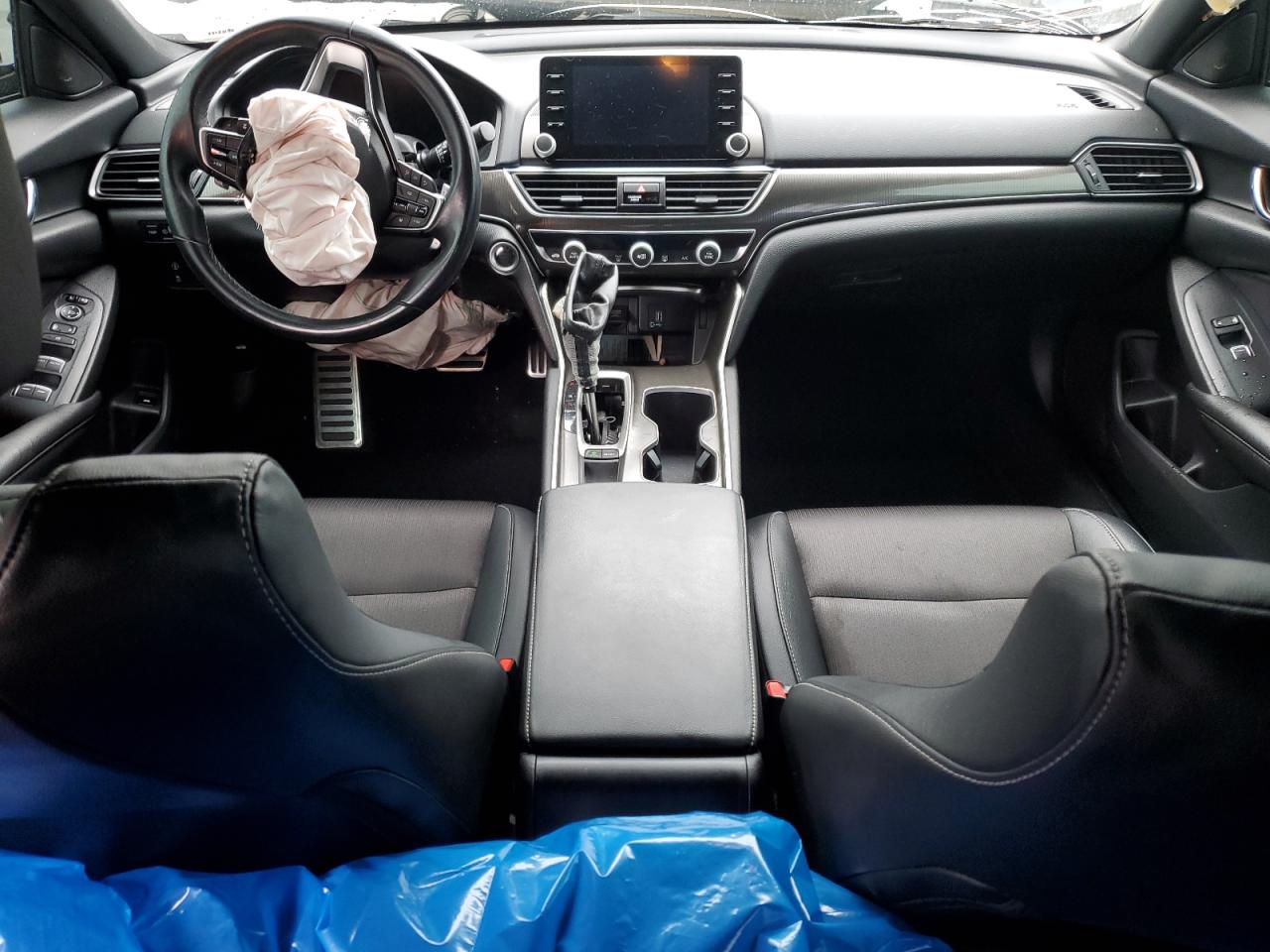 2019 Honda Accord VIN 1HGCV1F38KA063996 photo 8