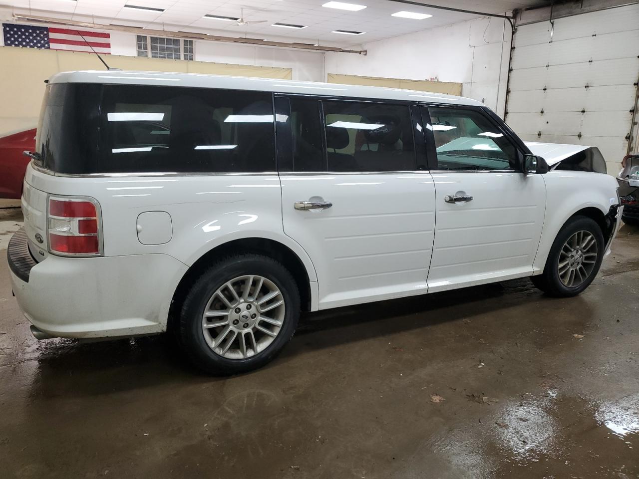 2019 Ford Flex VIN 2FMHK6C82KBA02492 photo 3