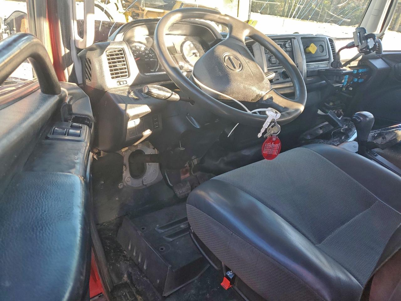 2017 HINO All models VIN 5PVNJ8JN0H4S52556 photo 8