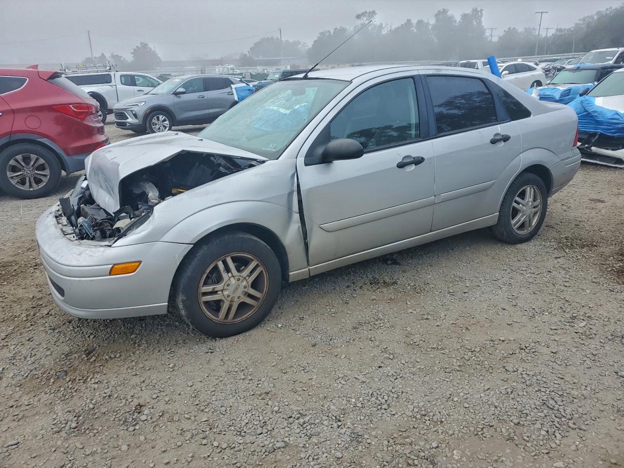 2004 Ford Focus VIN 1FAFP34334W138684 photo 1