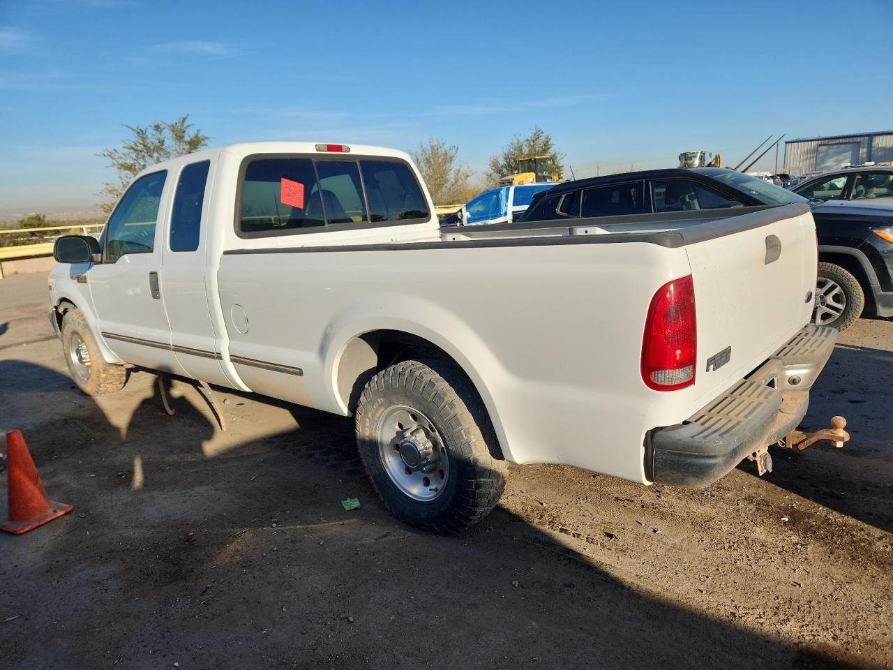 1999 Ford F250 VIN 1FTNX20S1XED79585 photo 2