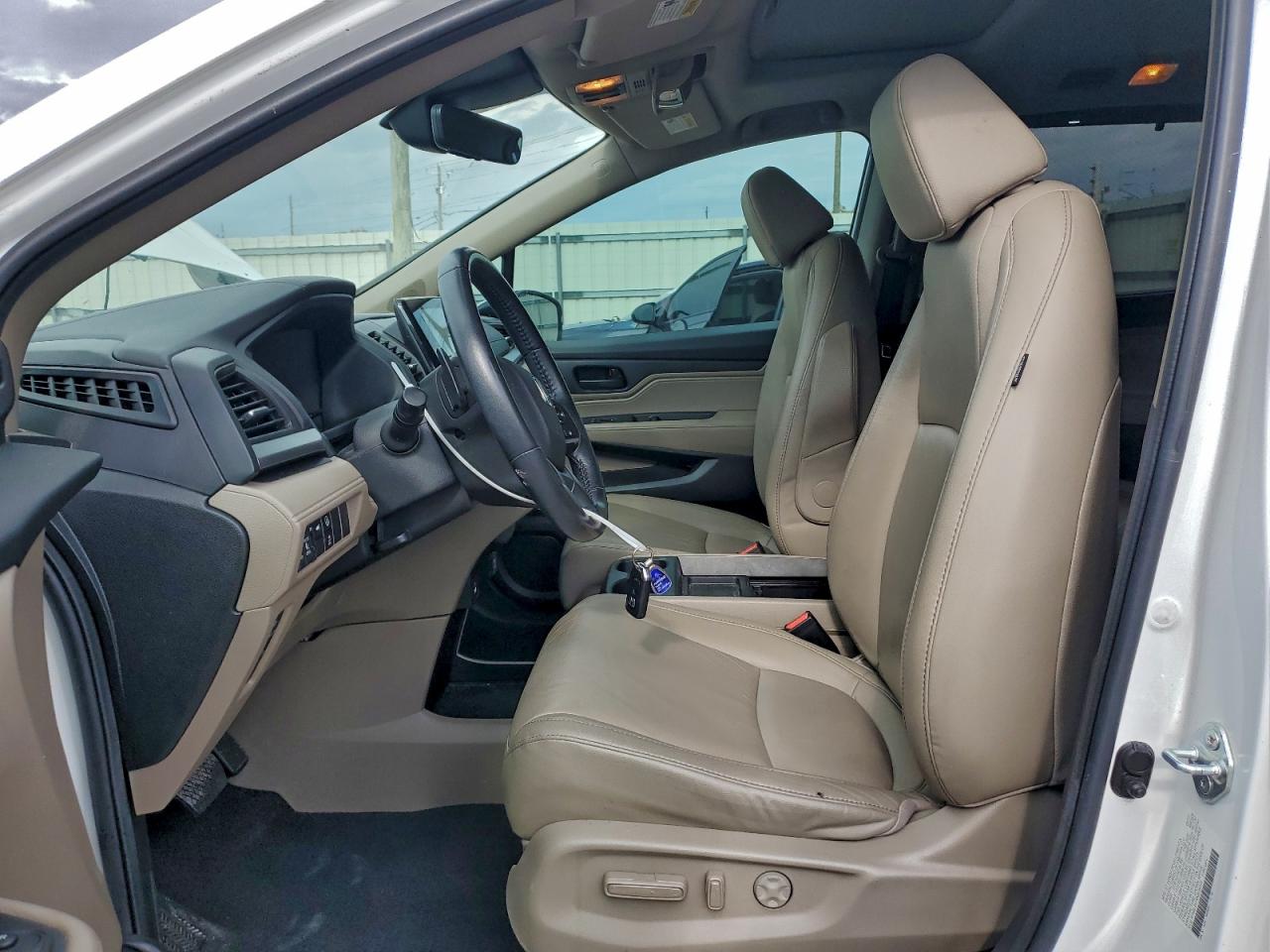 2022 Honda All models VIN 5FNRL6H74NB036205 photo 7