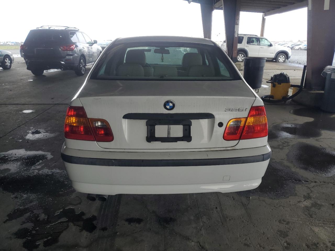 2004 BMW 3 series VIN WBAAZ334X4KP88884 photo 6