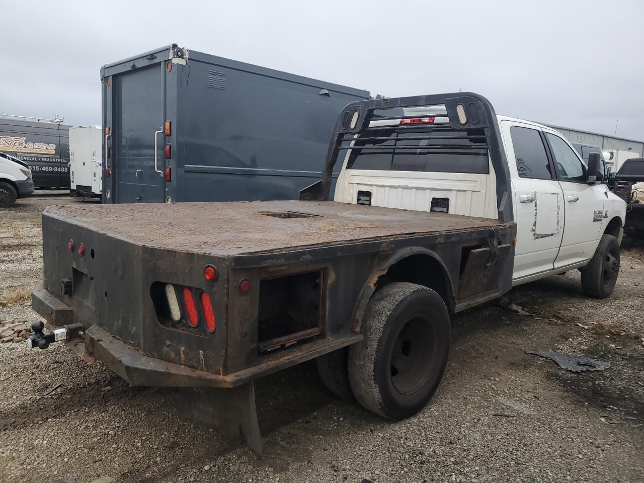 2018 RAM 3500 VIN 3C63RRHL6JG401014 photo 3