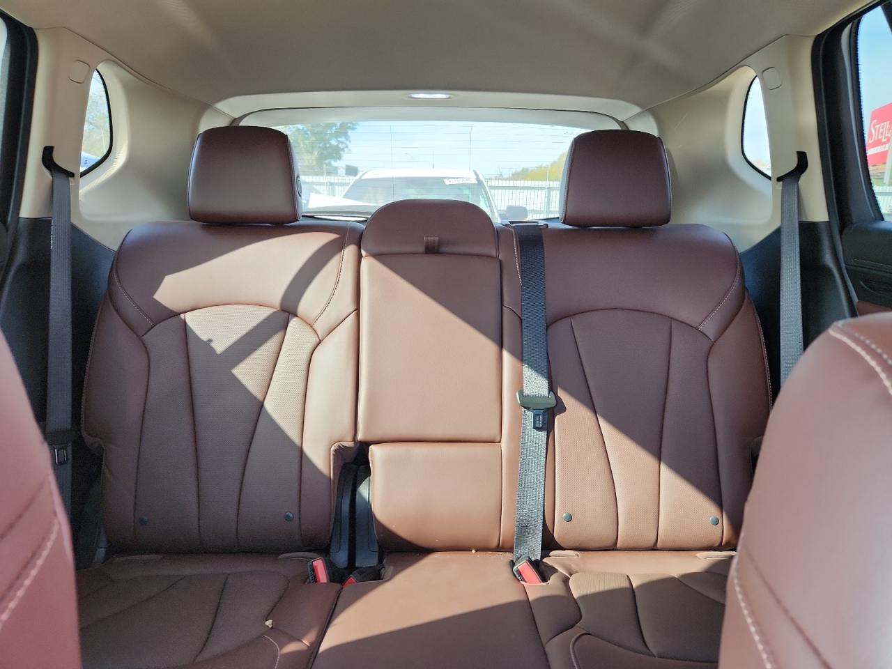 2018 Buick Envision VIN LRBFX1SA3JD026649 photo 10