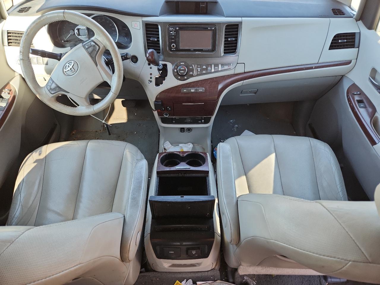 2013 Toyota All models VIN 5TDYK3DC7DS280912 photo 8
