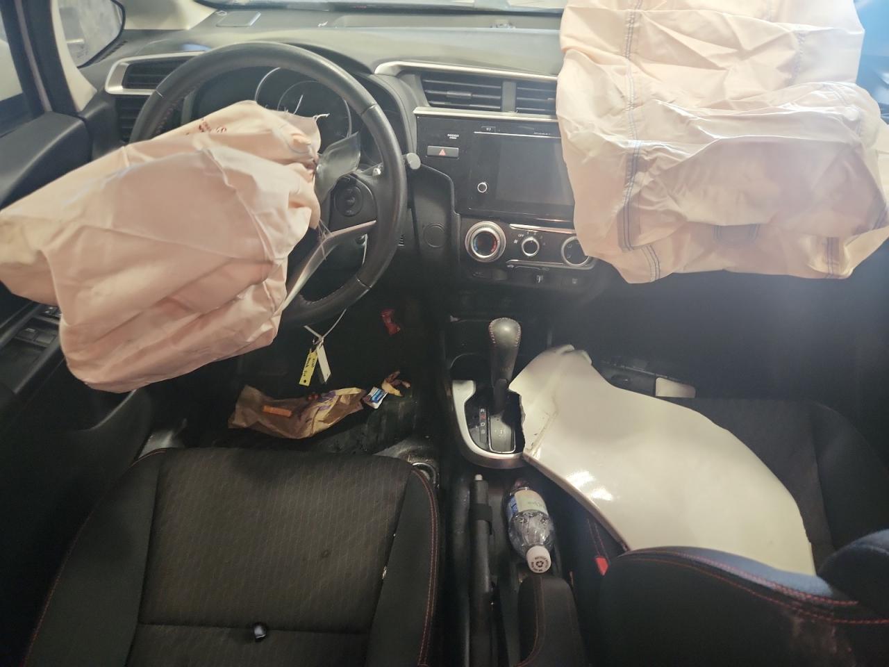 2019 Honda Fit VIN 3HGGK5H66KM723173 photo 8
