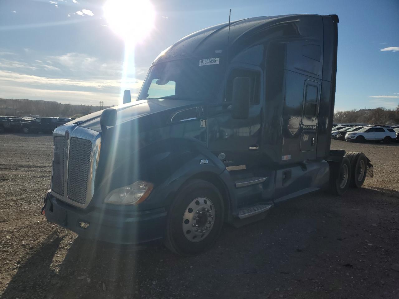 2020 KENWORTH All other VIN 1XKYDP9X3LJ379420 photo 2
