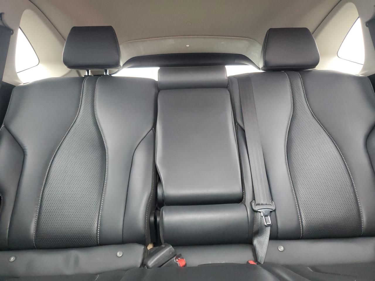 2019 Acura Rdx VIN 5J8TC2H50KL031817 photo 10