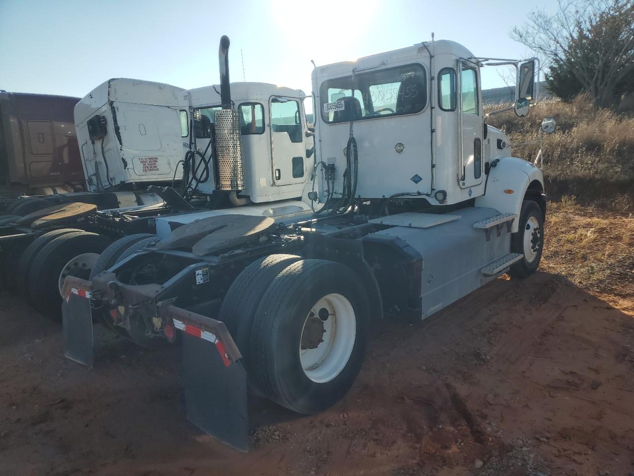 2017 PETERBILT All models VIN 1NP3A28X6HD421516 photo 4