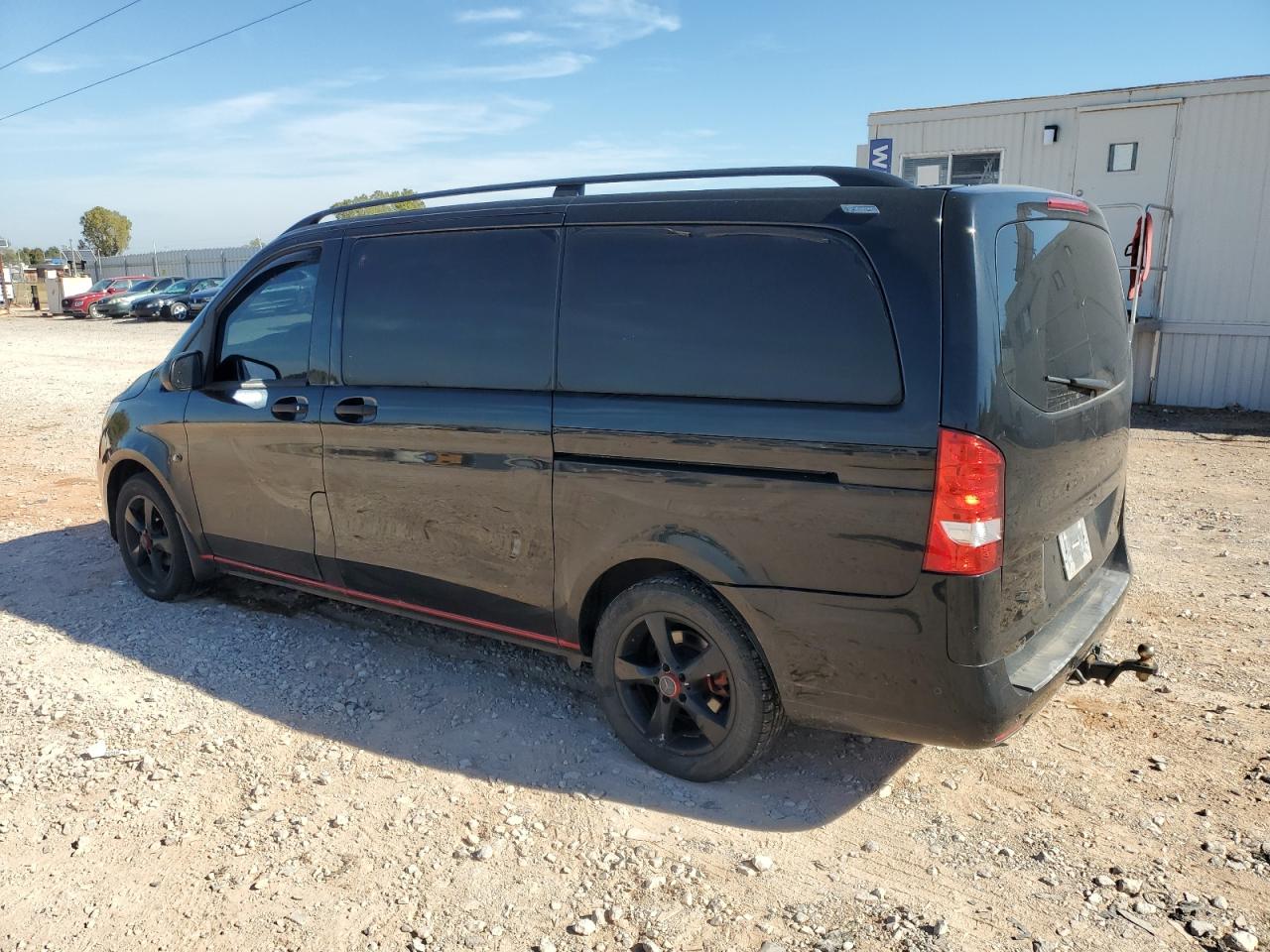 2016 Mercedes Metris VIN WD4PG2EE0G3095393 photo 2