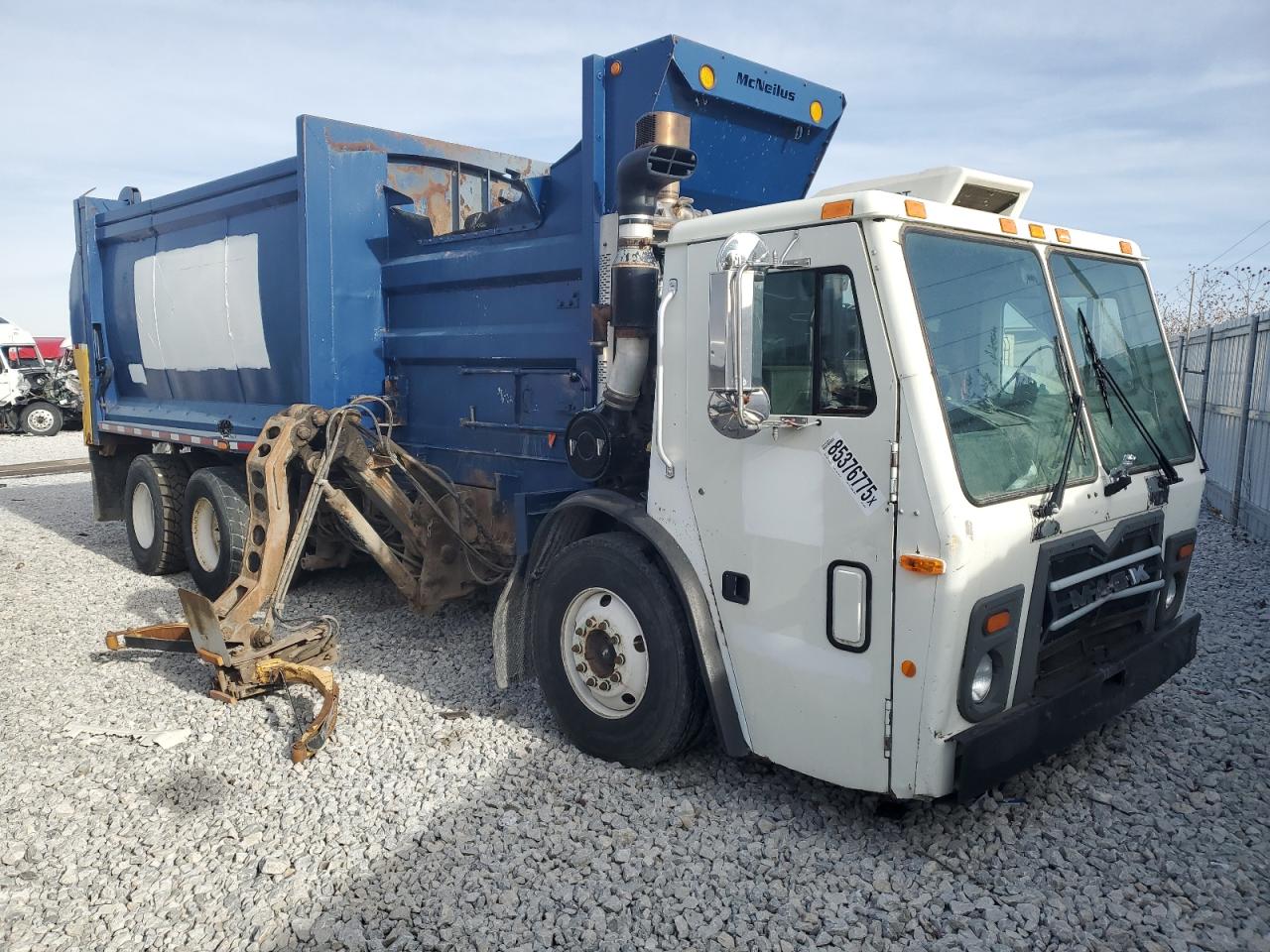 2013 MACK All models VIN 1M2AU02C9DM007541 photo 1