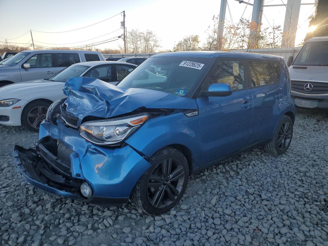2015 Kia Soul VIN KNDJP3A58F7218960 photo 1