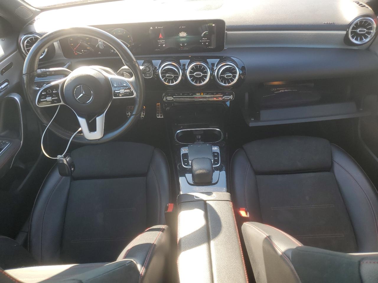 2019 MERCEDES-BENZ A-class VIN WDD3F4HB5KJ061937 photo 8