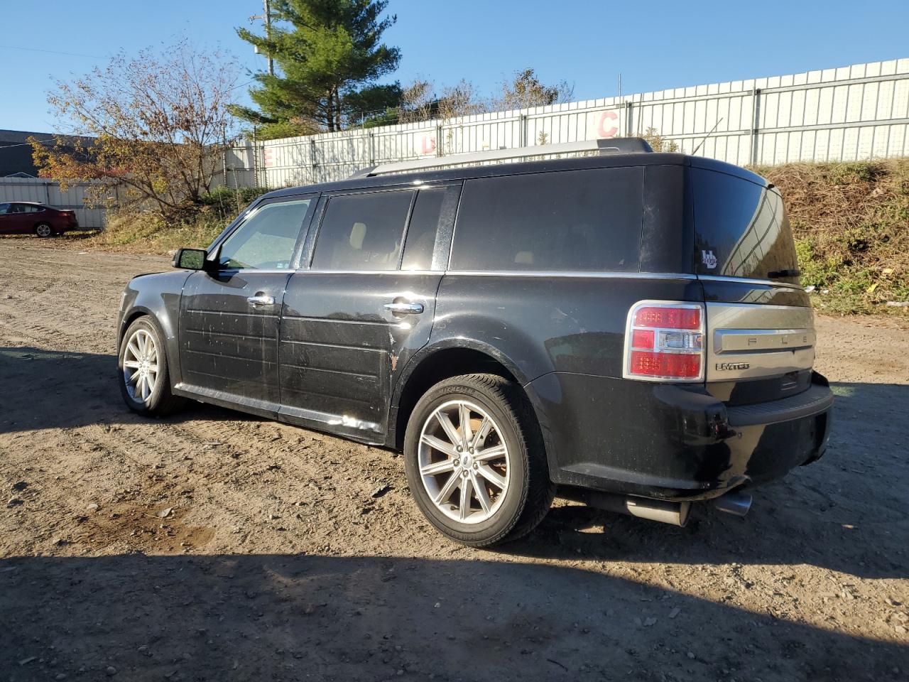 2017 Ford Flex VIN 2FMHK6D84HBA11587 photo 2