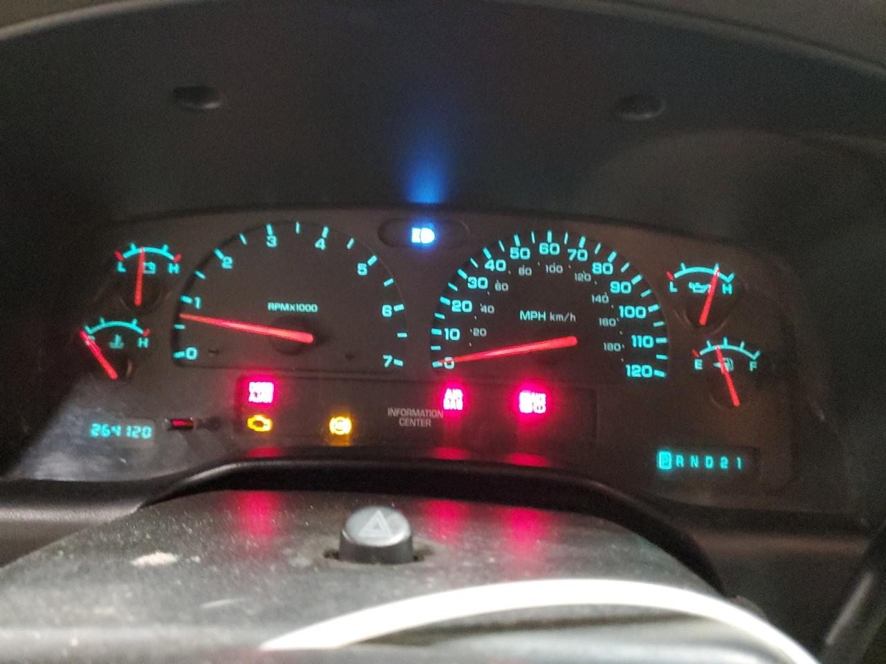 2002 Dodge Dakota VIN 1B7HG48N52S661939 photo 9