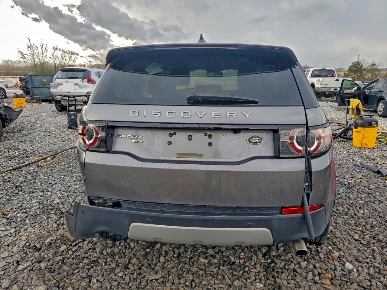 2018 LAND Discovery VIN SALCR2RX8JH758145 photo 6