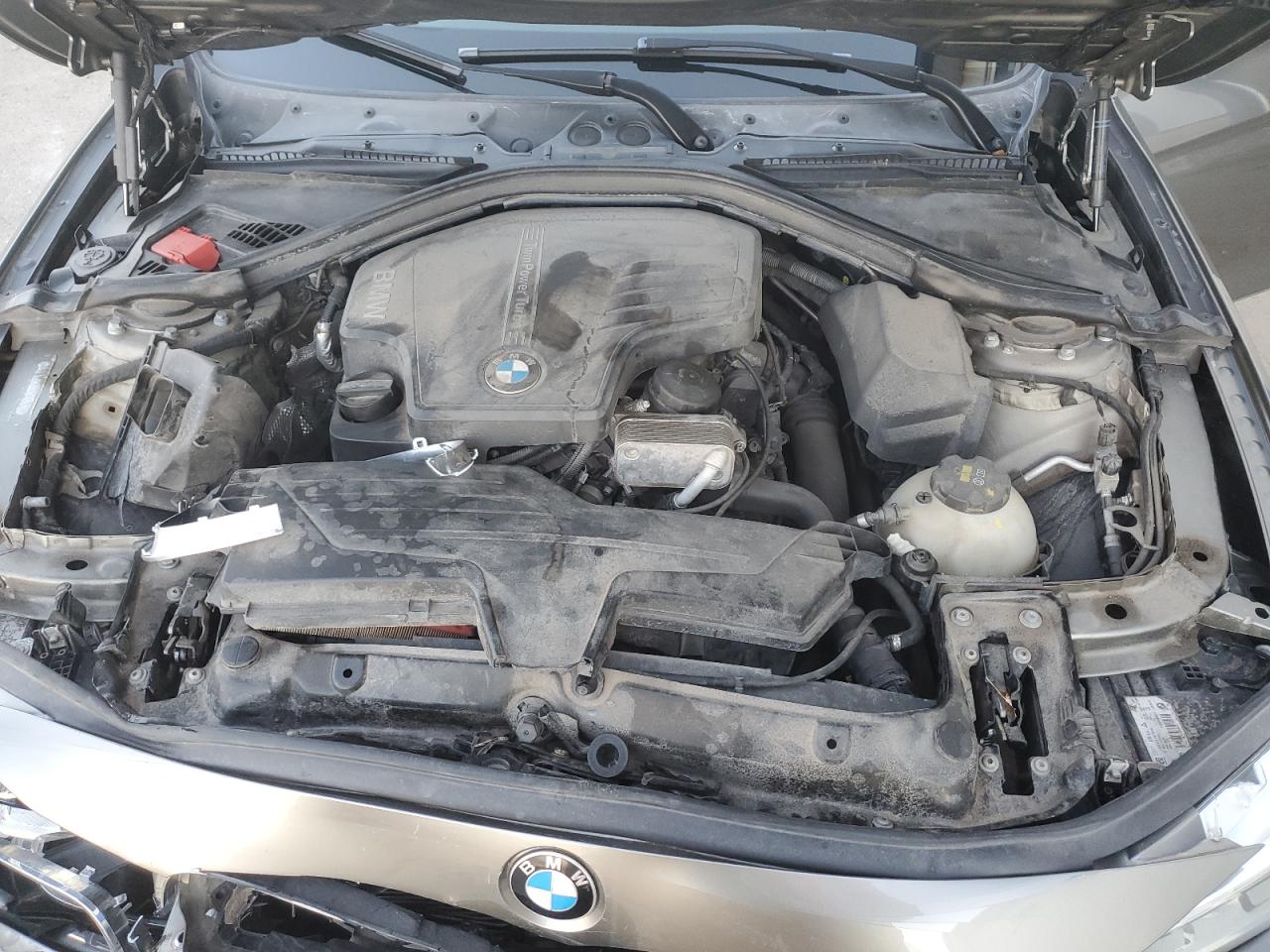 2016 BMW 3 series VIN WBA8E3G55GNU02579 photo 11