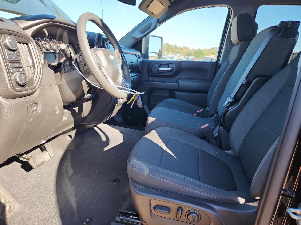 2023 Chevrolet All models VIN 2GC4YME72P1732605 photo 7