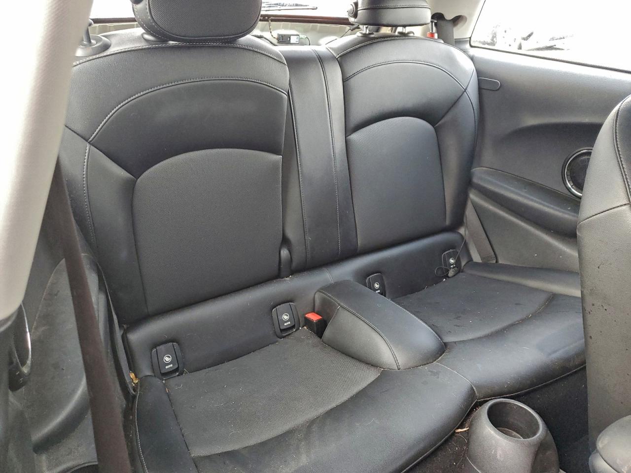 2018 MINI Cooper VIN WMWXP5C57J2D71953 photo 10