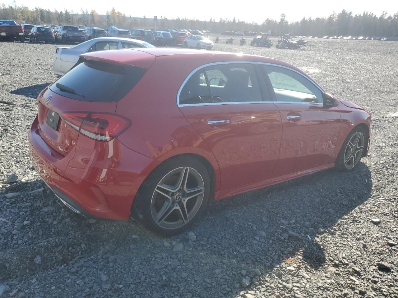 2019 MERCEDES-BENZ A-class VIN WDD3F4HB5KJ061937 photo 3