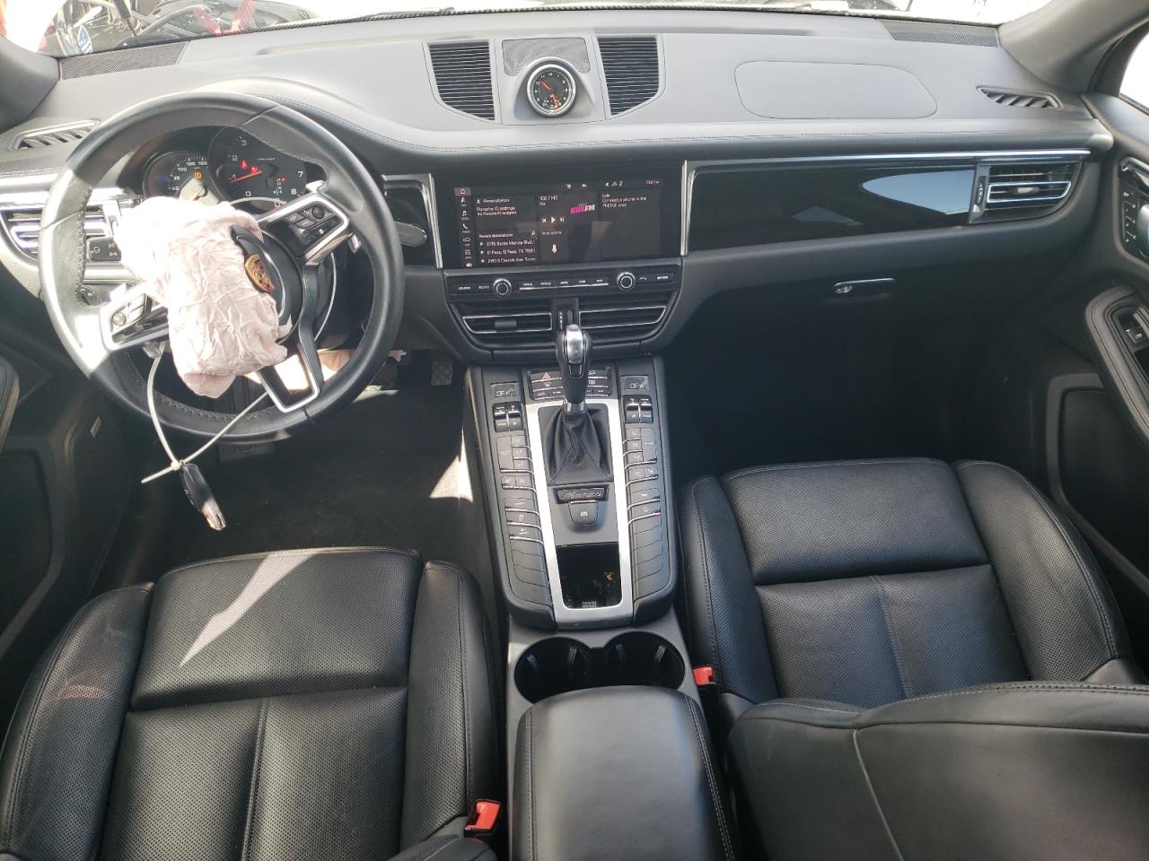 2020 Porsche Macan VIN WP1AA2A54LLB06332 photo 8