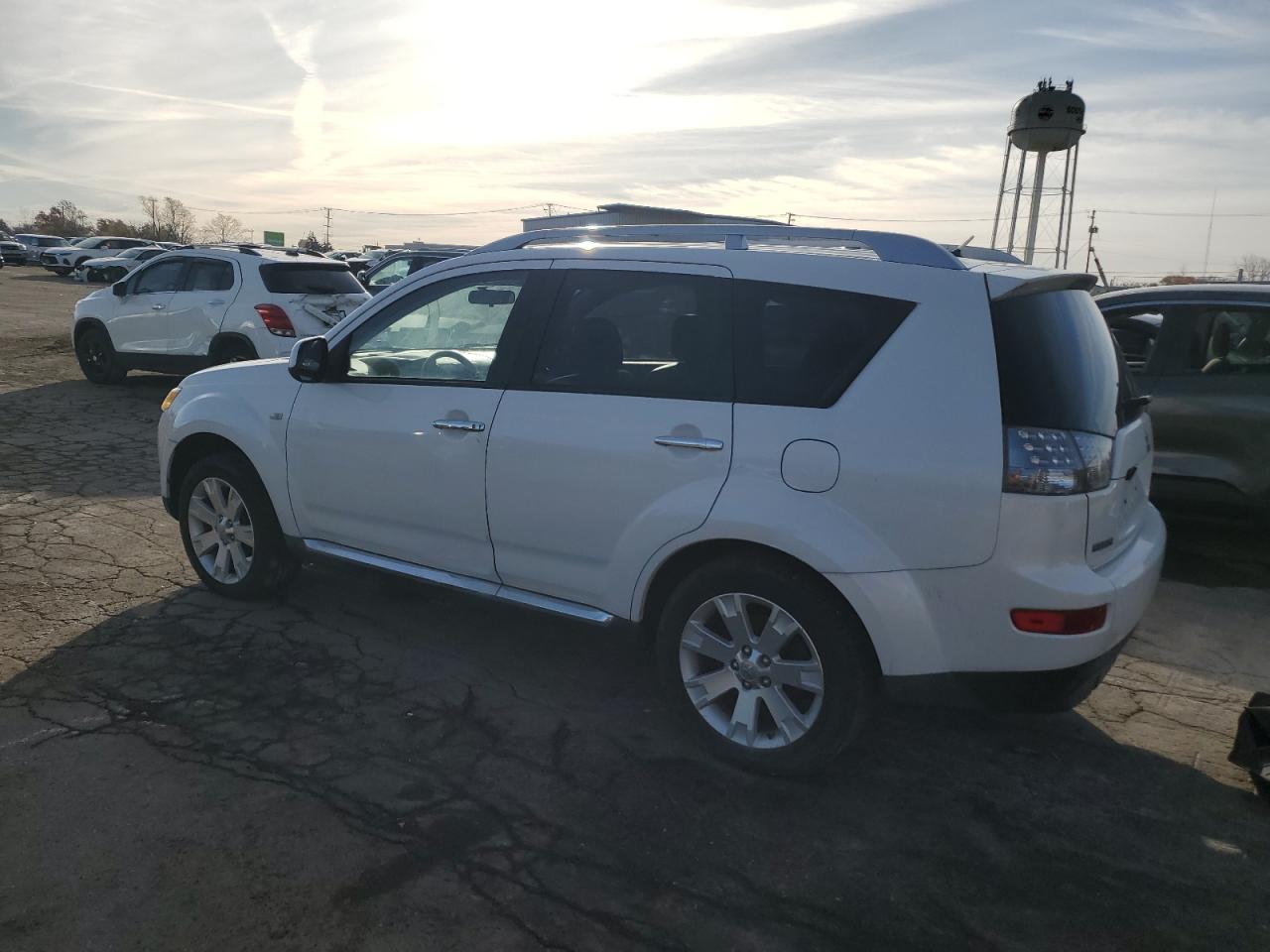 2009 Mitsubishi Outlander VIN JA4LT31W29Z010606 photo 2