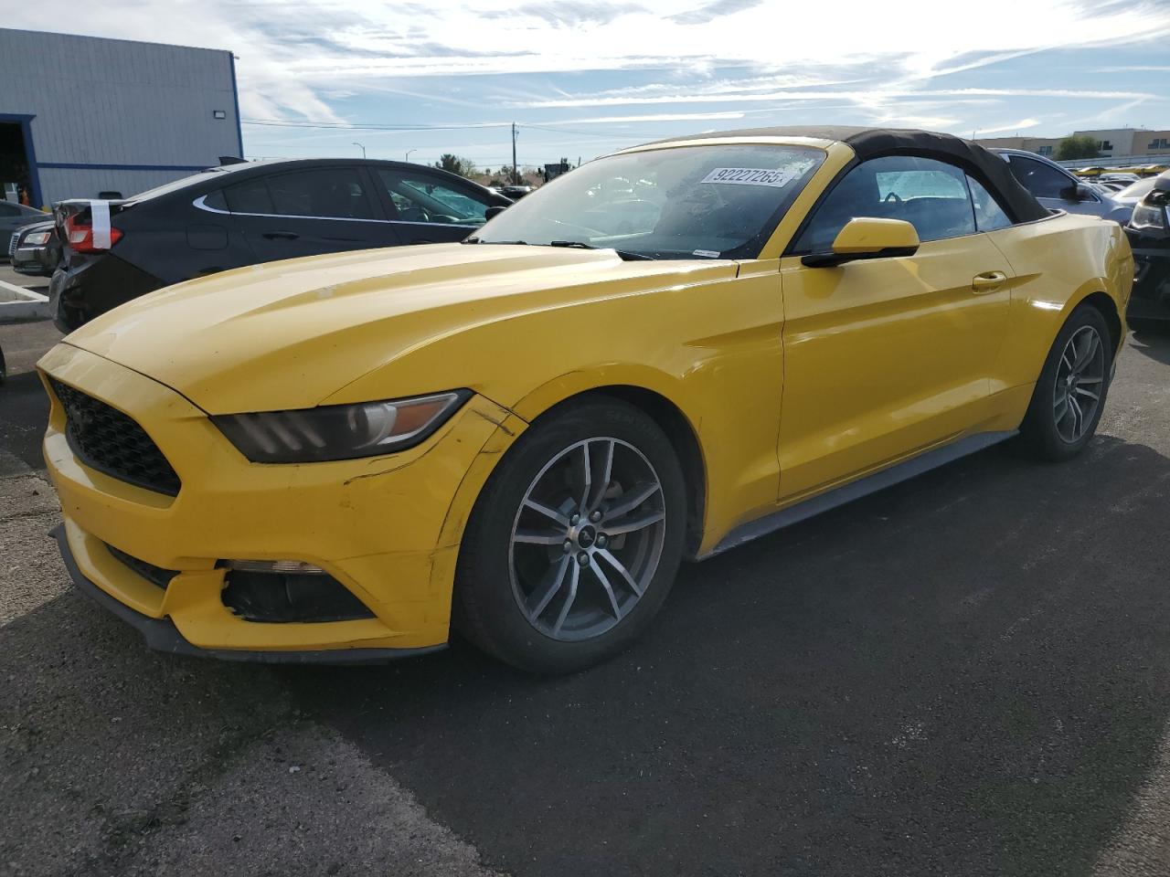 2015 Ford All models VIN 1FATP8UH3F5392903 photo 1