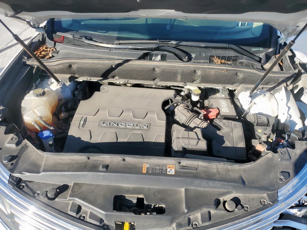 2018 Lincoln Mkx VIN 2LMPJ6KR0JBL31820 photo 12