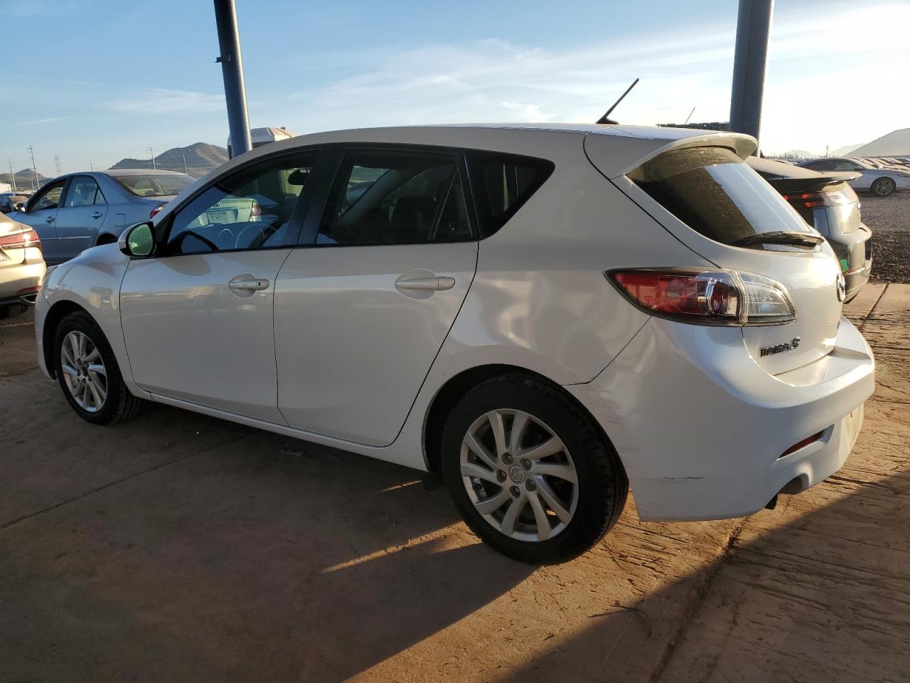 2012 Mazda 3 VIN JM1BL1L83C1530212 photo 2