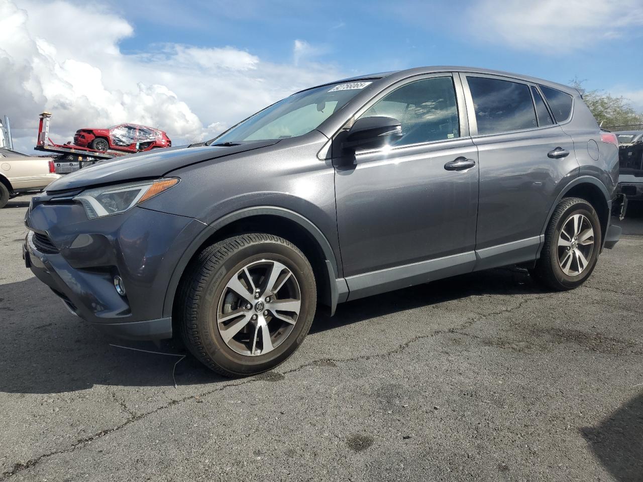 2018 Toyota Rav4 VIN JTMWFREV0JJ175992 photo 1