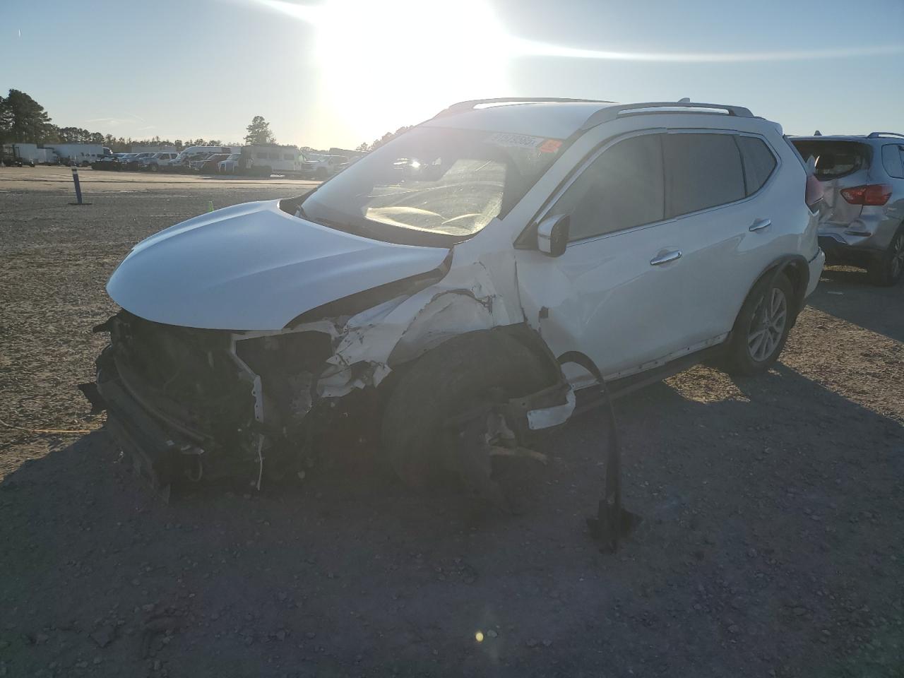 2019 Nissan Rogue VIN 5N1AT2MT8KC798952 photo 1