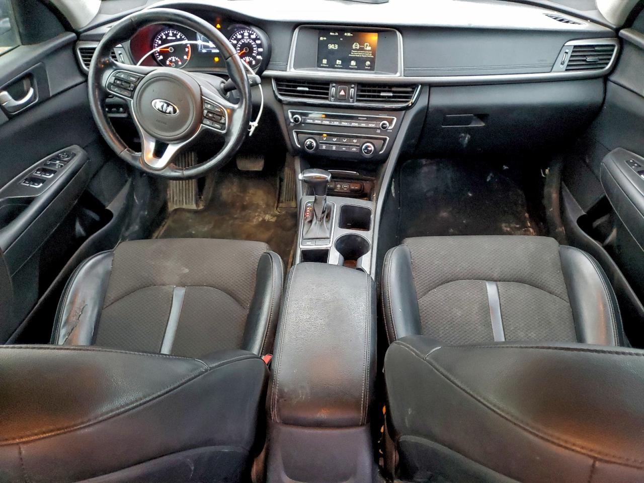 2018 Kia Optima VIN 5XXGT4L39JG224709 photo 8