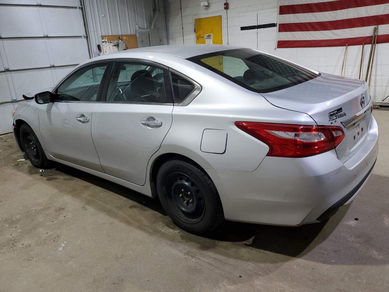 2017 Niss Altima VIN 1N4AL3AP1HN344367 photo 2