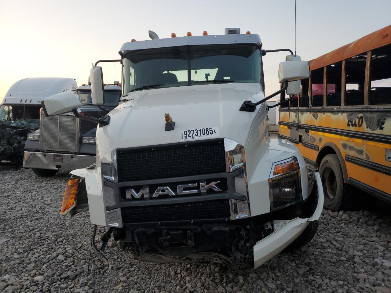 2022 MACK All other VIN 1M1AN2GY4NM026890 photo 5
