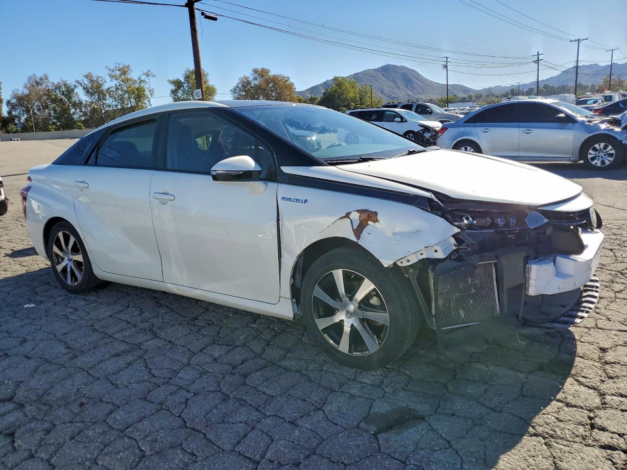 2018 Toyota Mirai VIN JTDBVRBD5JA005043 photo 4