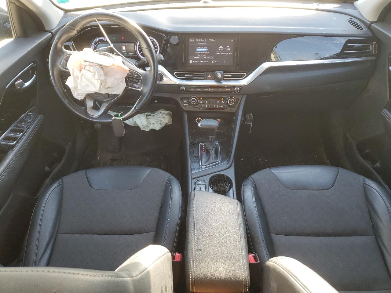 2022 Kia Niro VIN KNDCC3LC5N5512276 photo 8