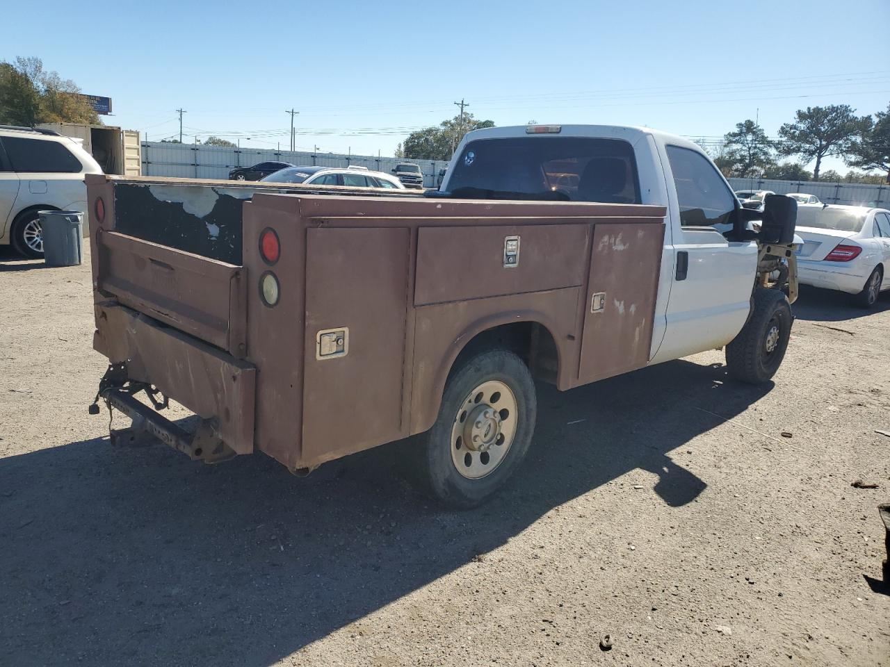 2012 Ford F250 VIN 1FTBF2A62CEC41250 photo 3