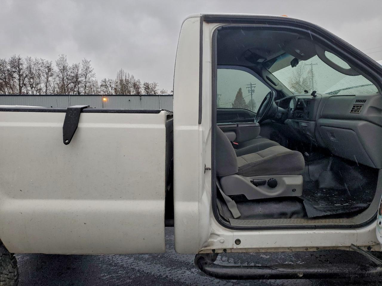 2003 Ford F250 VIN 1FTNF21F43EA42827 photo 10