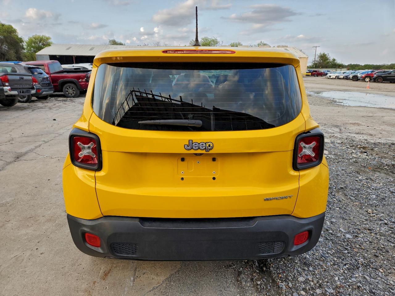 2015 Jeep Renegade VIN ZACCJAAT0FPB64545 photo 6