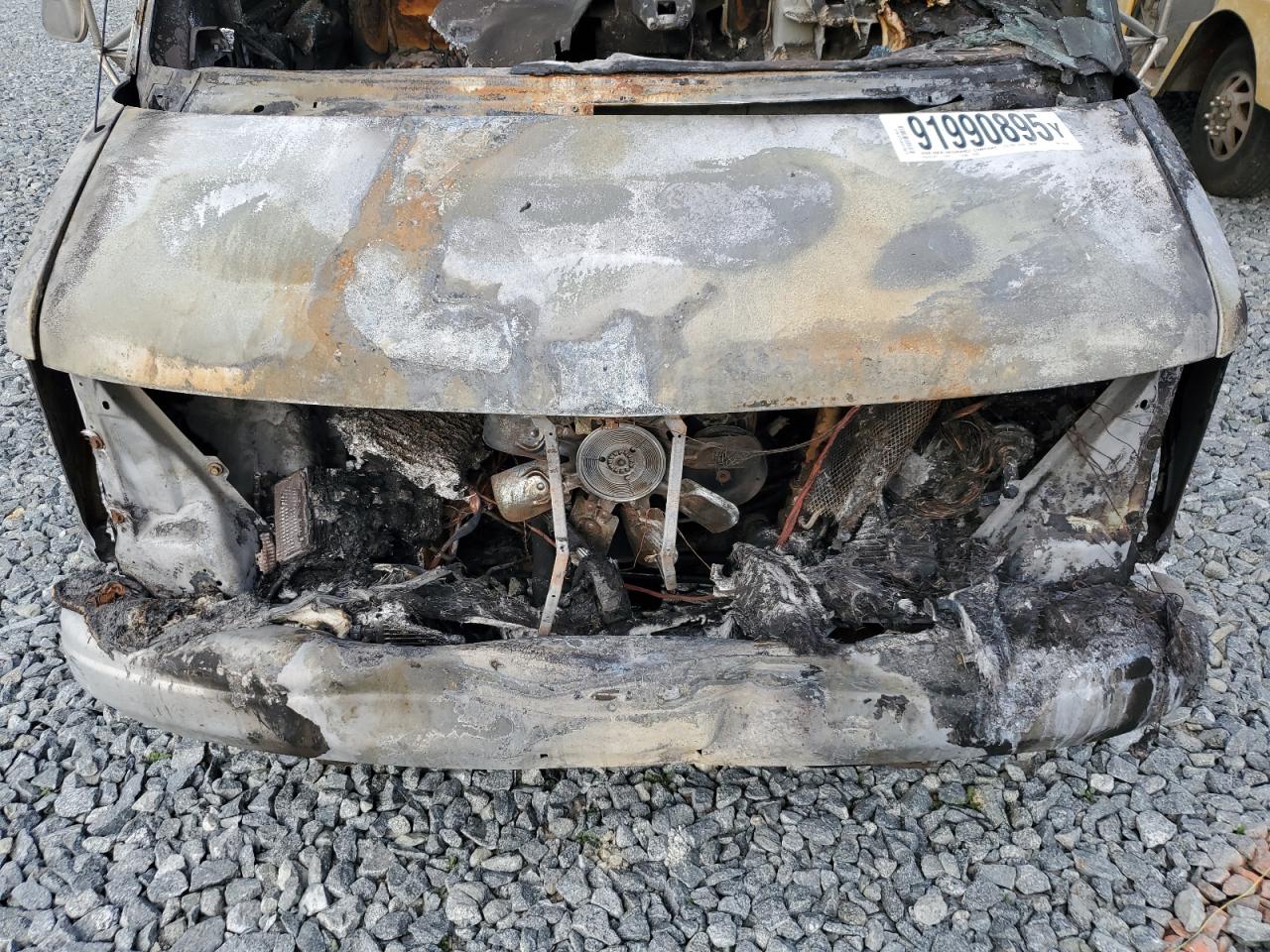 2002 Chevrolet All models VIN 1GBJG31R821107328 photo 12