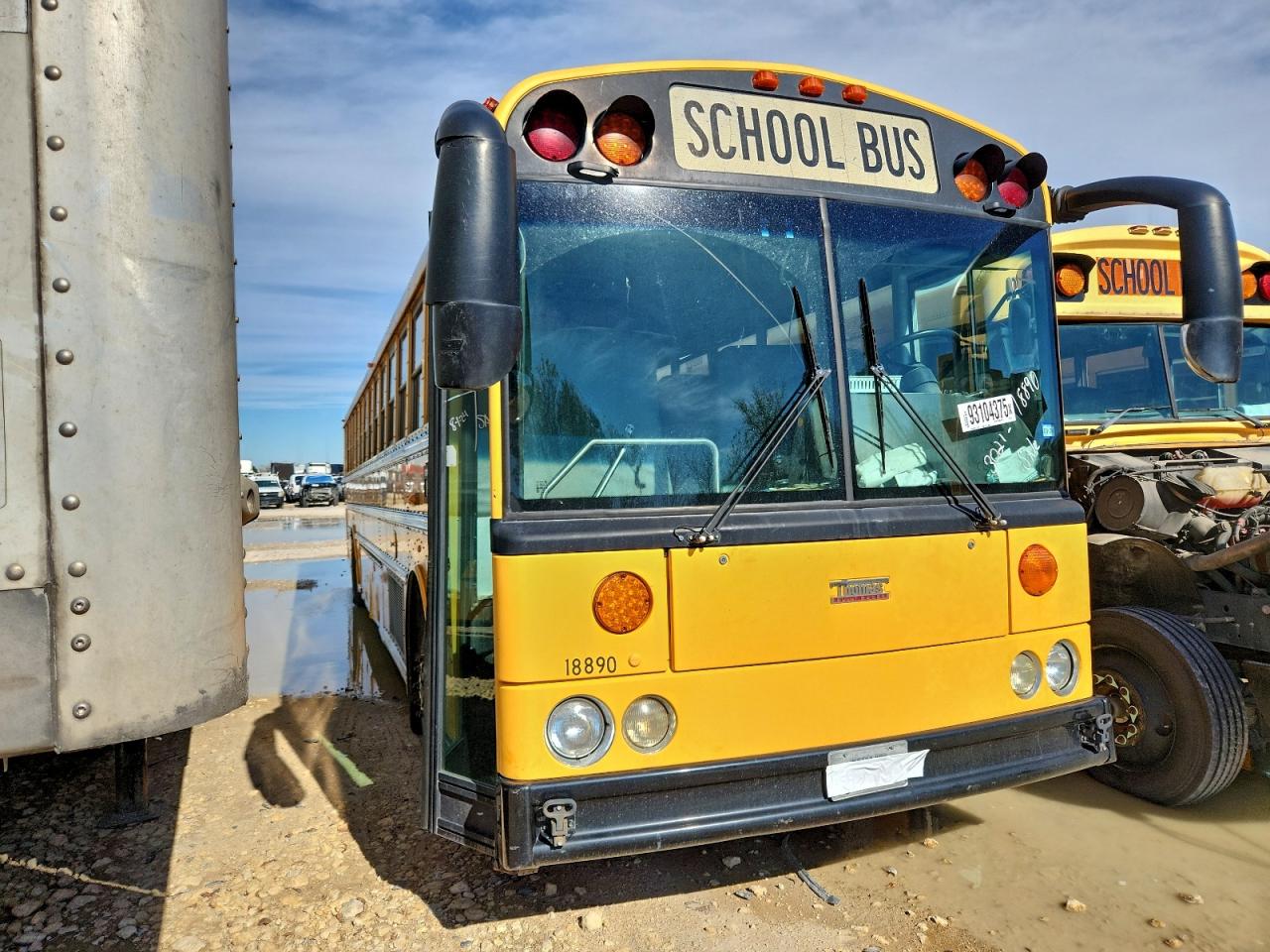 2011 THOMAS All other VIN 1T7YU4E27B1135713 photo 1